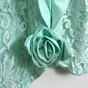 🧼🍨Sorbet Green Vintage lace and ruffle m